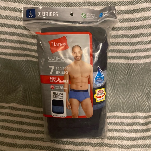 Hanes Ultimate Tagless Briefs NEW in Packaging Size Large - Picture 1 of 3